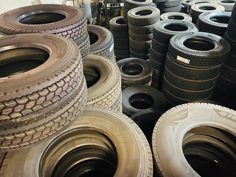 Magasin de pneus Anand Tire & Truck Repair Services Inc à Milton (ON) | AutoDir