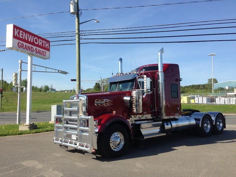 Réparation de camion Theriault Truck Centre Inc à Grand Falls (NB) | AutoDir
