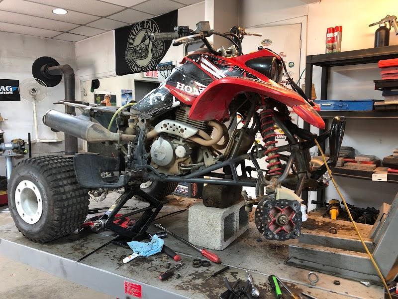 Réparation de moto Chuck Moto Performance à Rigaud (QC) | AutoDir