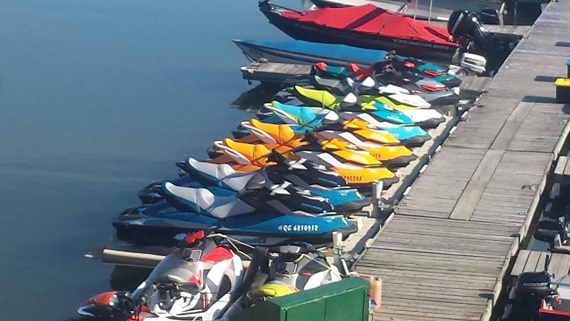 Location de bateau Locations Moto-Marine Sport à Chambly (QC) | AutoDir