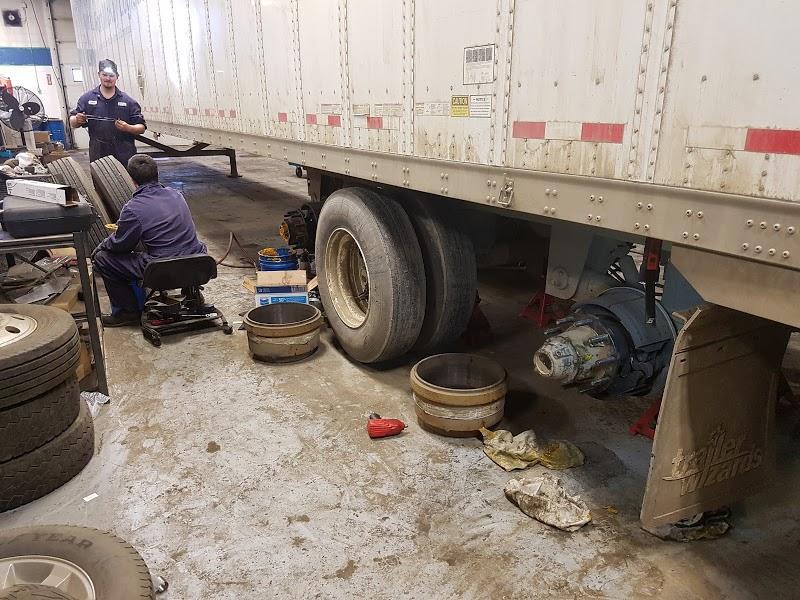 Fireweed Heavy Truck & Equipment Repairs Ltd - Truck Repair in Edmonton (AB) | AutoDir