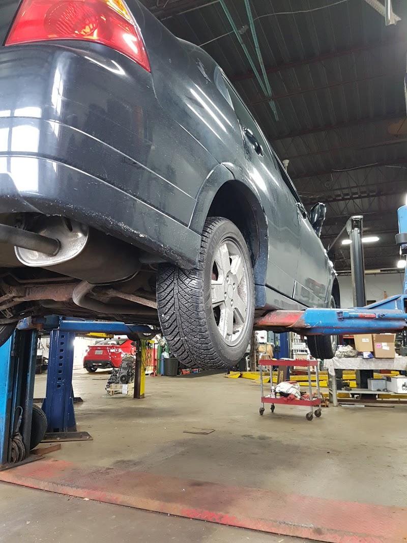 Auto Repair Blackburn Automotive in Milton (ON) | AutoDir