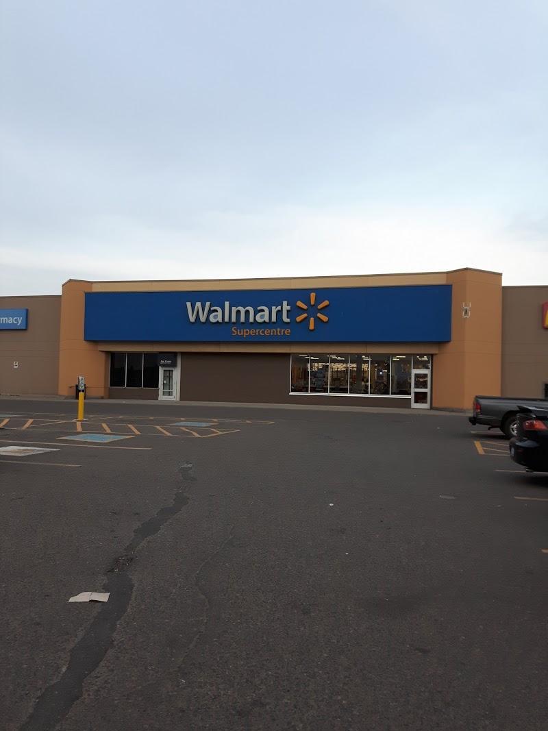 Truck Dealer Walmart Supercentre in Yellowknife (NT) | AutoDir