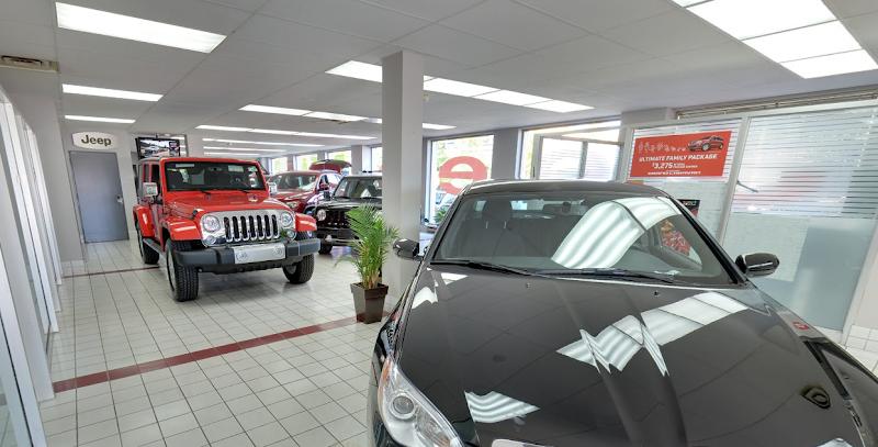 Car Dealership Downtown Chrysler Jeep in Toronto (ON) | AutoDir